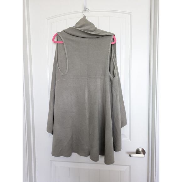 NWT Look by M Shawl Vest Hooded One Size Brown-Gray Thermal Fairy Lagenlook - Picture 4 of 8